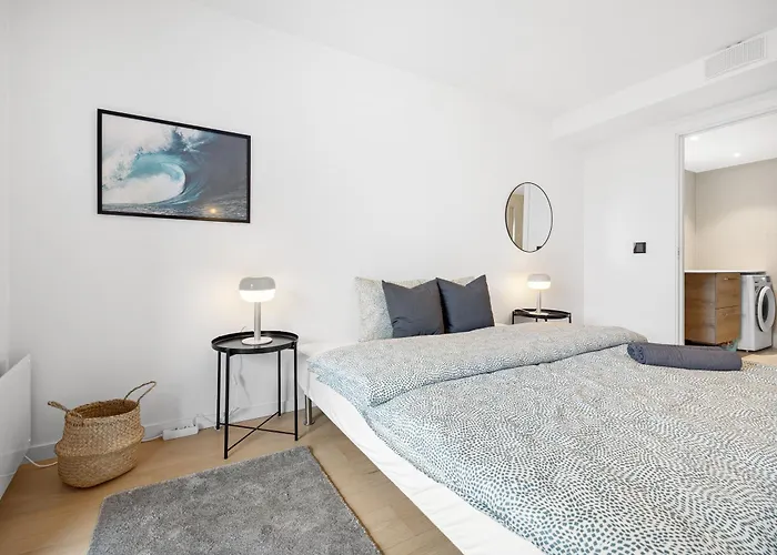 Apartment Attractive Location By The Sea In The Center Of *