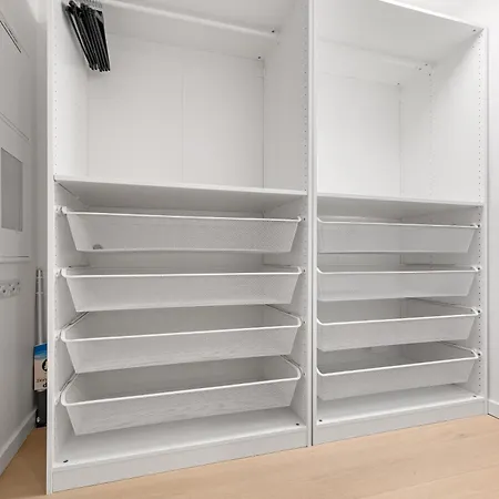 Attractive Location By The Sea In The Center Of Apartament